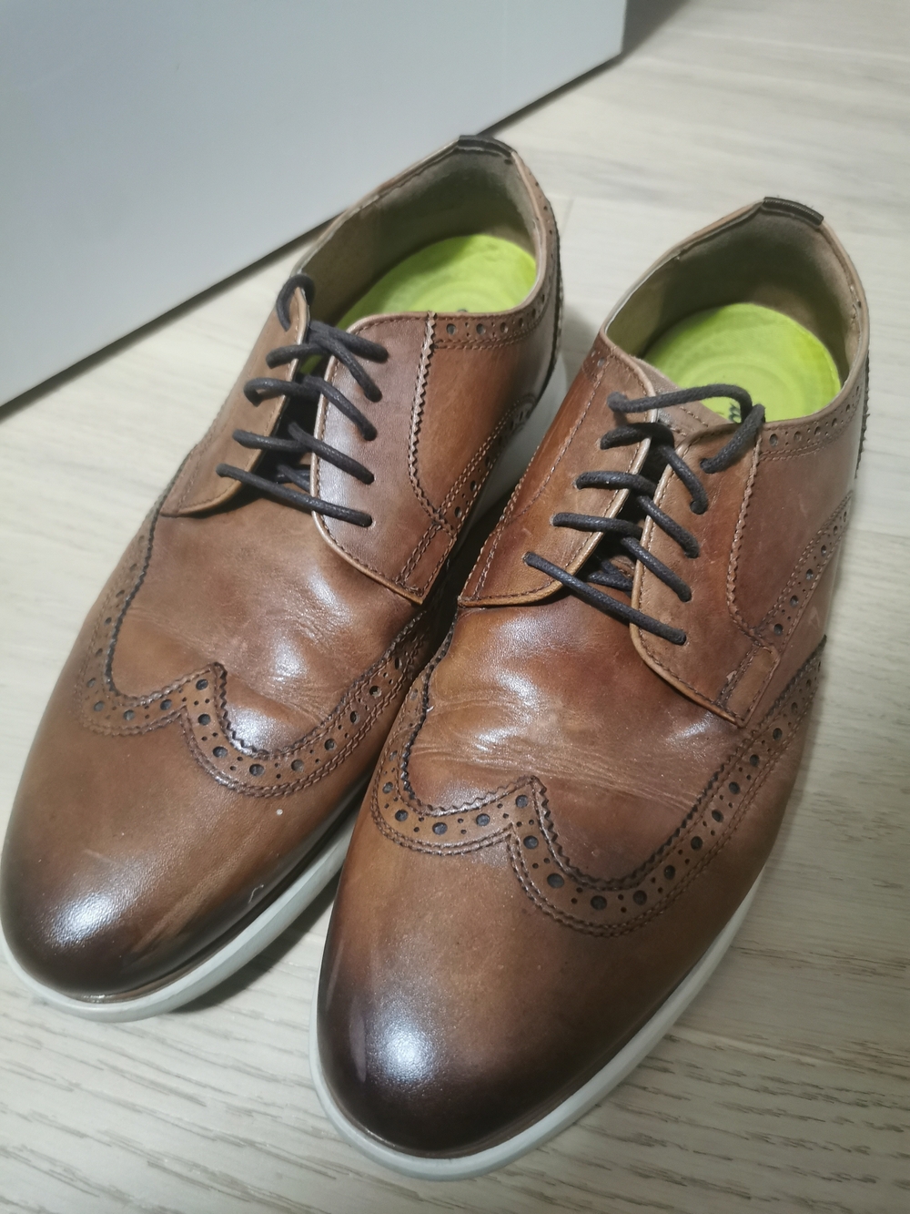 Florsheim Tan Brown Leather Wingtip Oxfords